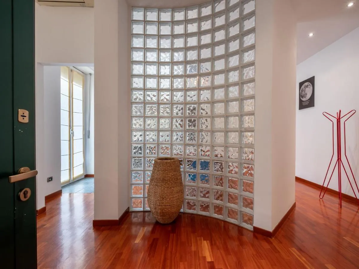 Apartment Porta Nuova Apartment By Interhome Milano